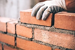 BTW verlaging van 21% naar 6% voor afbraak van gebouwen en heropbouw van huizen en appartementen voor bewoning bestemd. 